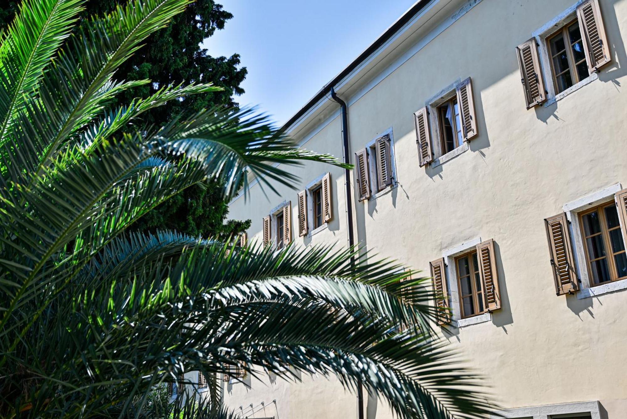 Hostel Sveta Ana Koper Exterior photo
