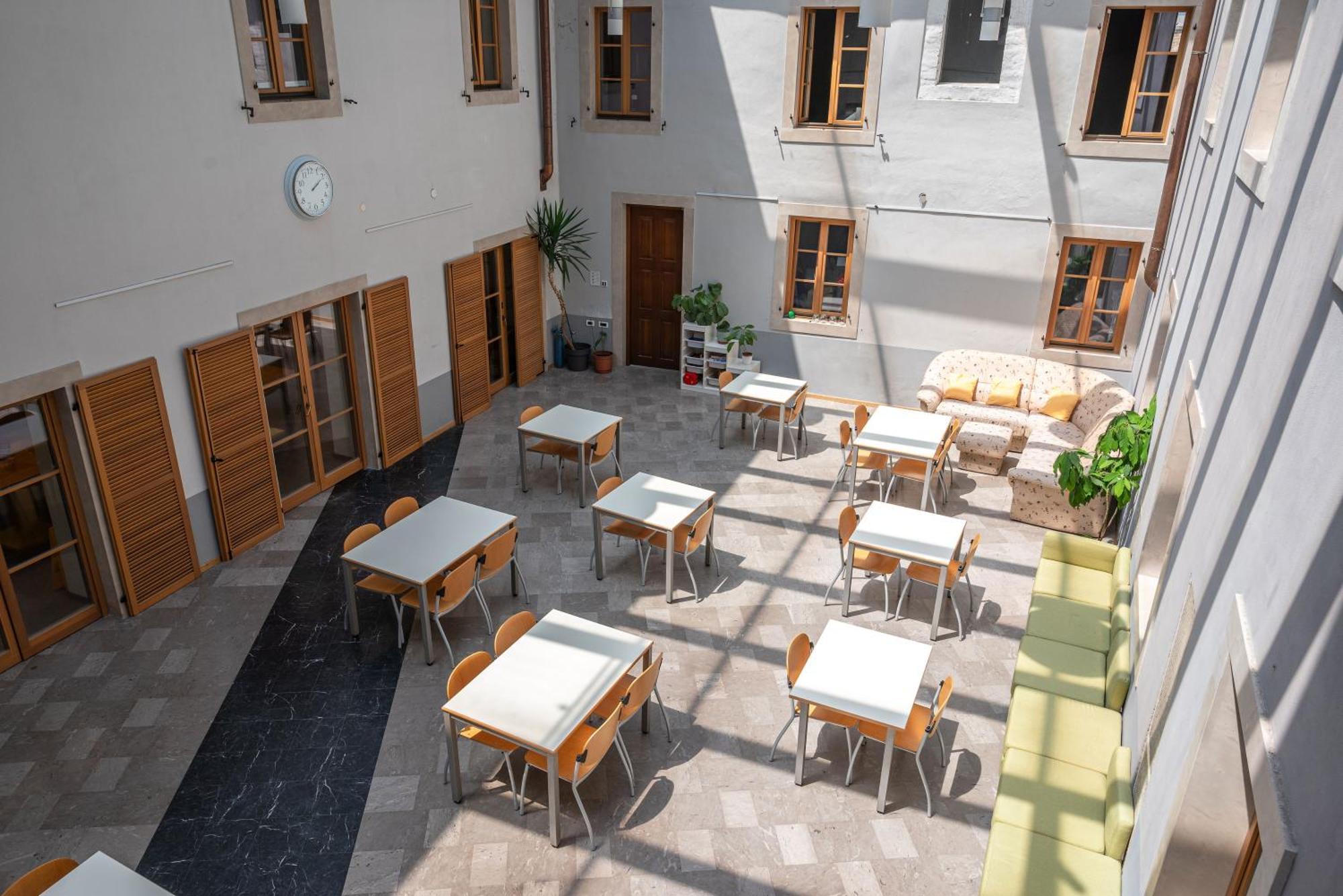 Hostel Sveta Ana Koper Exterior photo